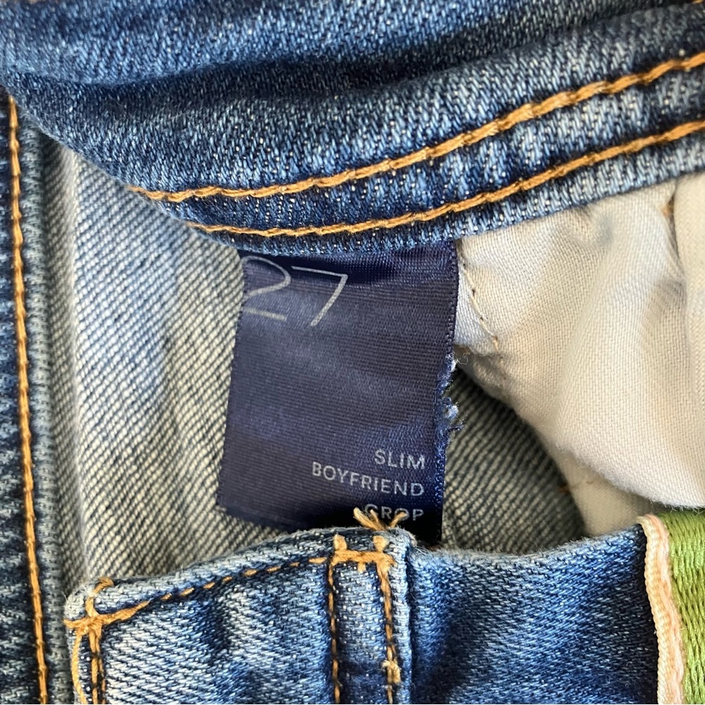 Anthropologie Pilcro Mid Rise Slim Boyfriend Crop Jeans Size 27 Distressed Denim - Picture 5 of 14